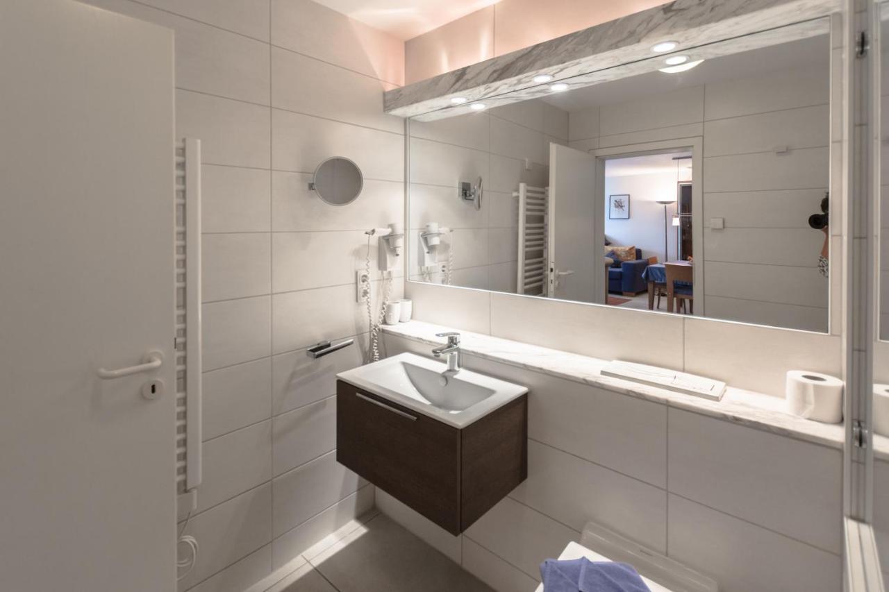 Seeschloss, App 14, Direkt An Der Strandpromenade, Toplage Apartment